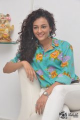 Seerat Kapoor at Run Raja Run Movie Press Meet